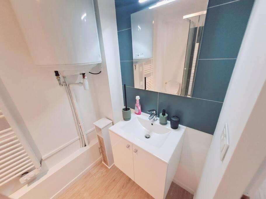 Charmant T2 - Hypercentre - 24/7 Appartement Toulon Buitenkant foto